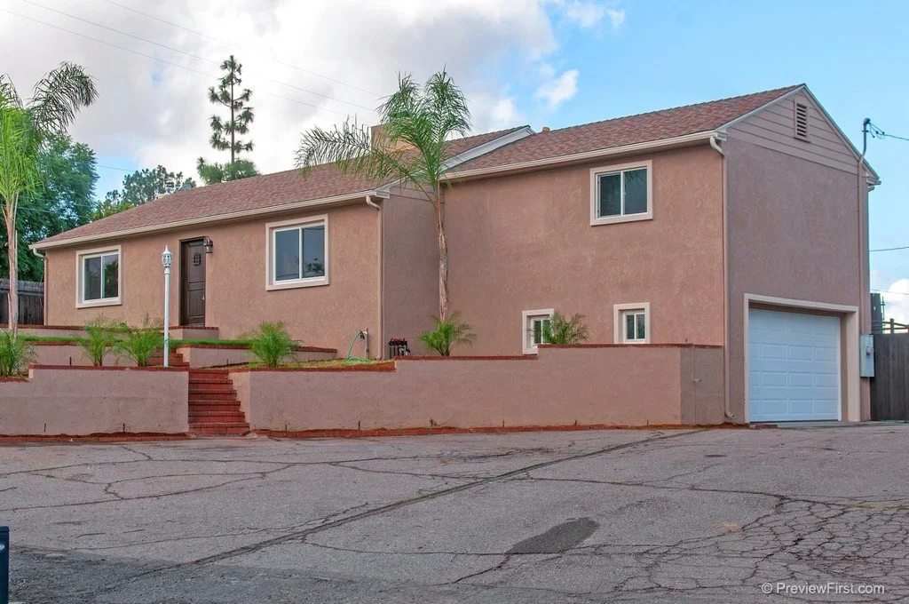 Photo of 1251 La Cresta