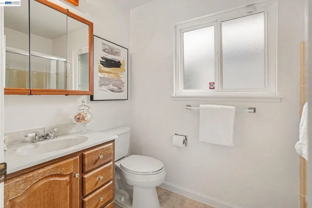 Photo of 998 Wagoner Dr