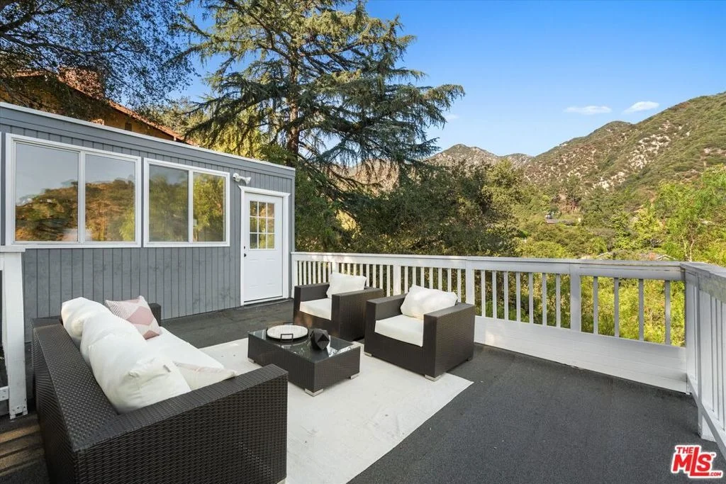 Photo of 5514 Canyonside Road