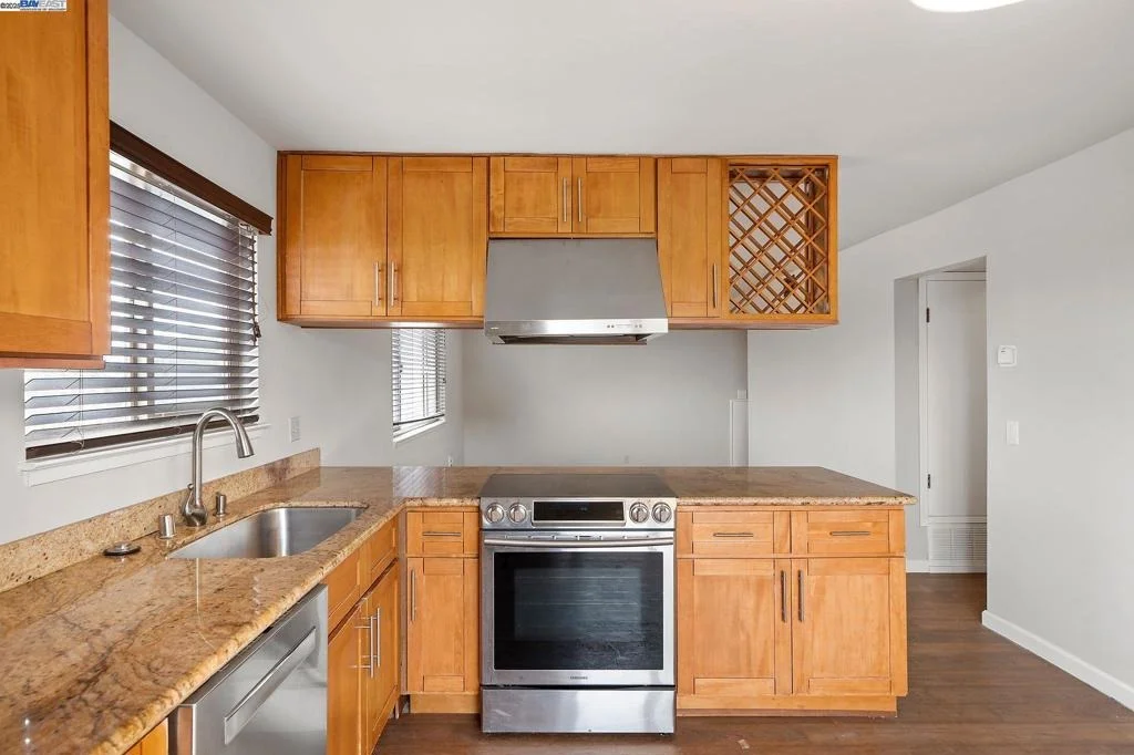 Photo of 1444 Walnut St