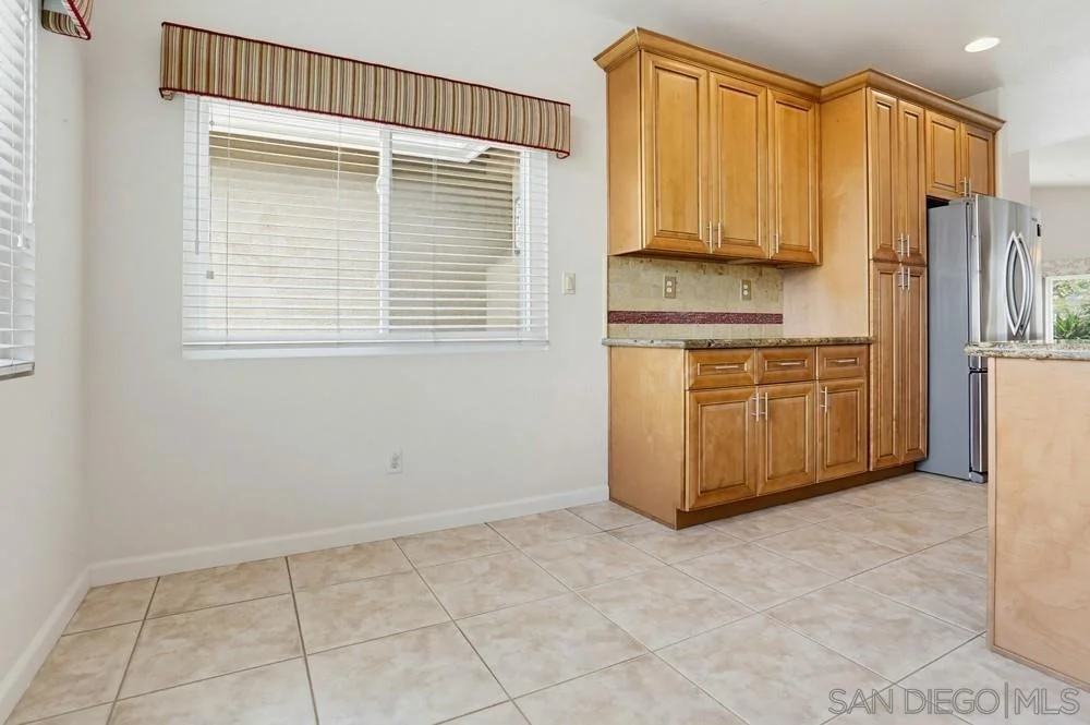 Photo of 713 Bel Air W