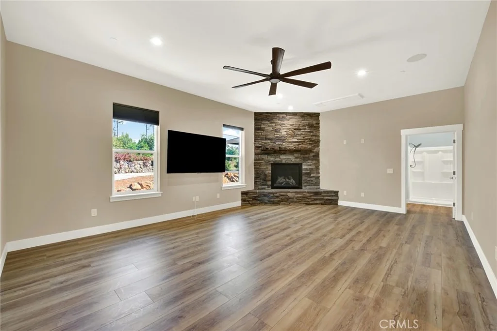 Photo of 1690 BEND LANE