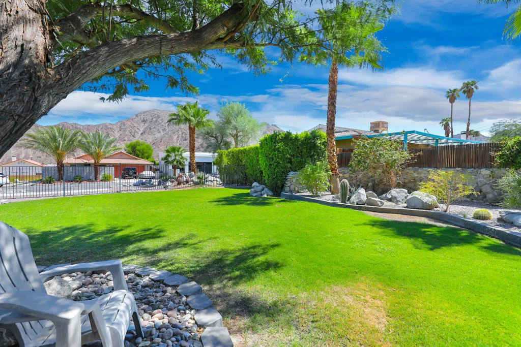 Photo of 54677 Avenida Diaz