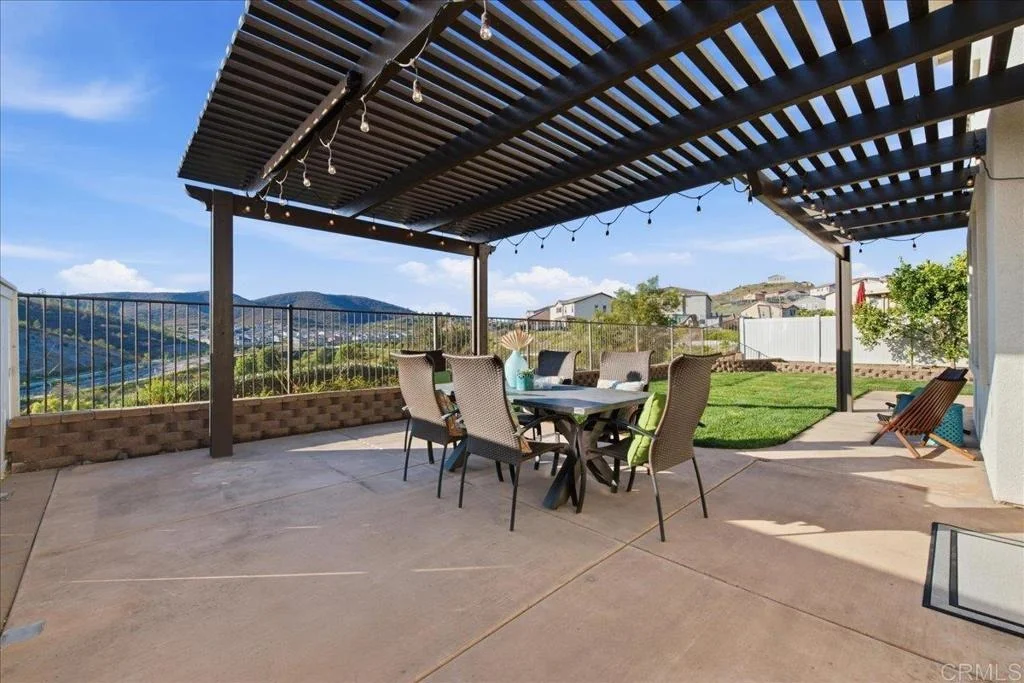 Photo of 812 Avenida Abeja
