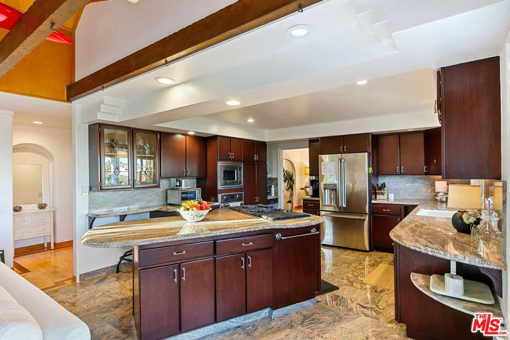 Photo of 6120 Cavalleri Road
