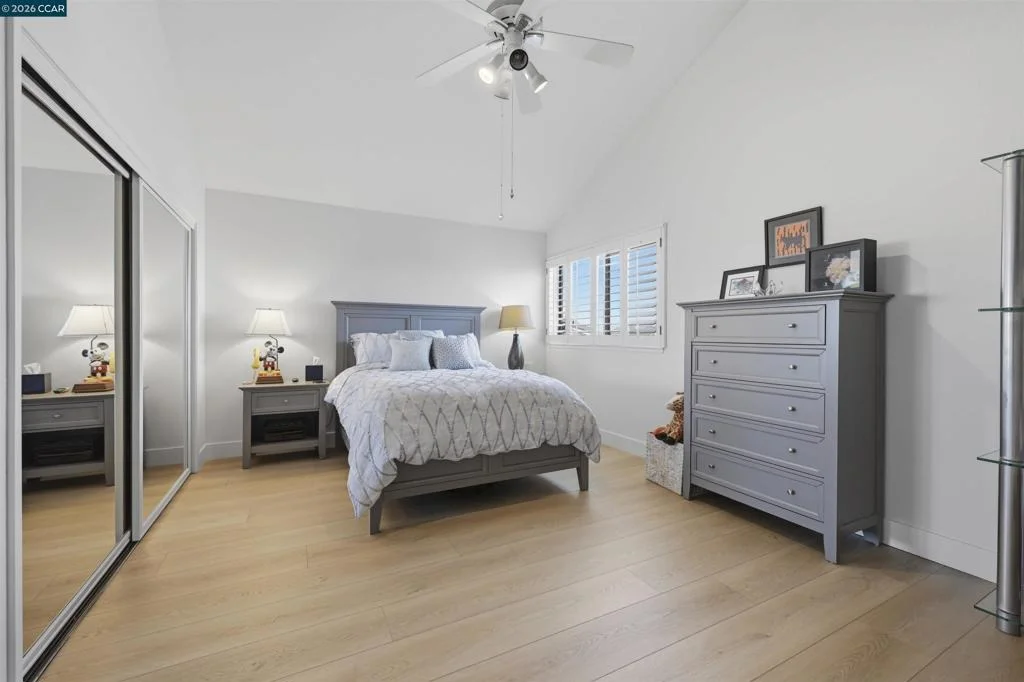 Photo of 2027 Windward Pt