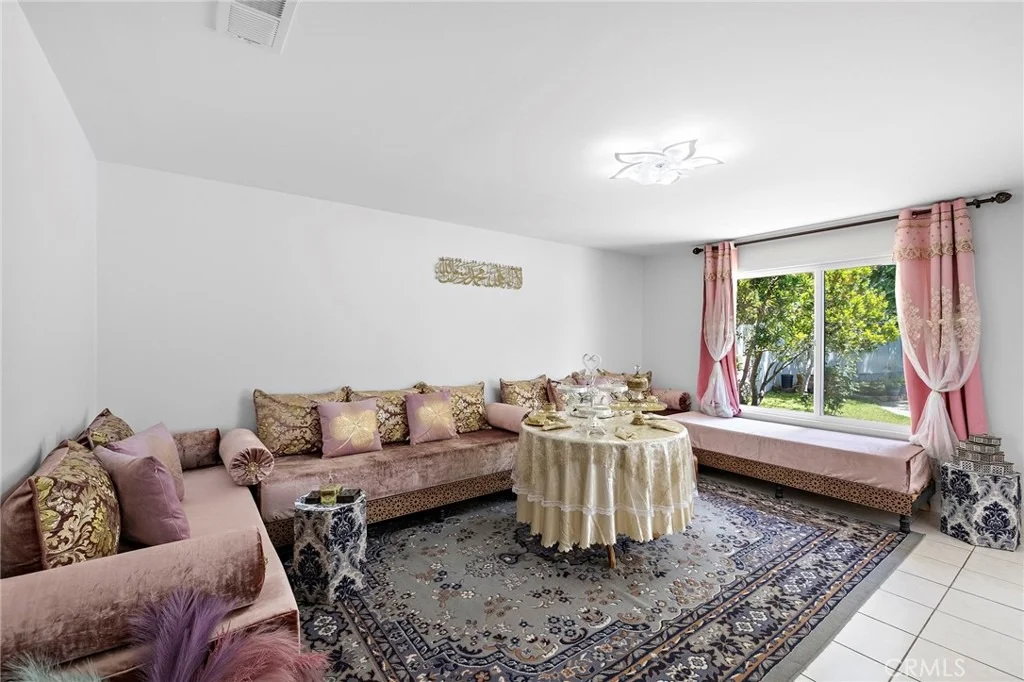 Photo of 23512 Lipari
