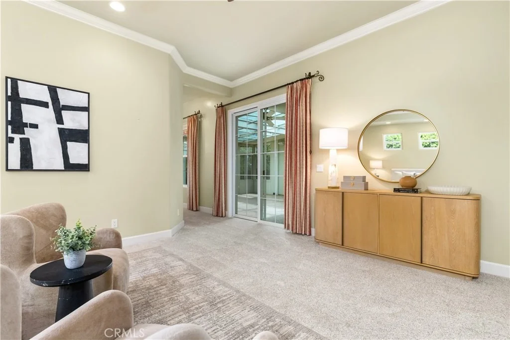 Photo of 843 Hacienda Circle