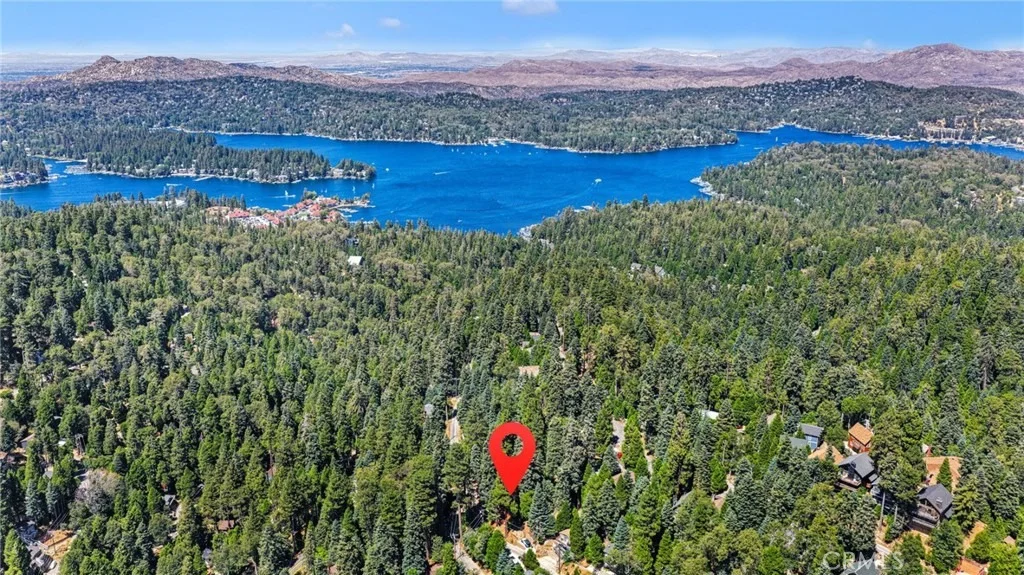 Photo of 739 Lake Drive