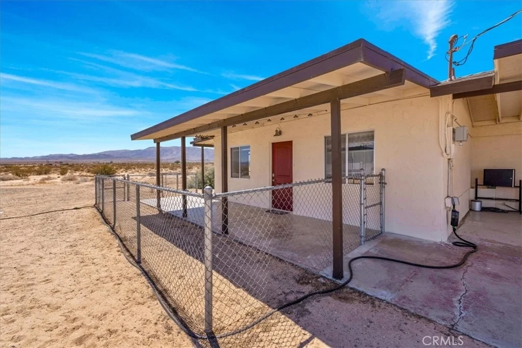 Photo of 5828 Steeg Road