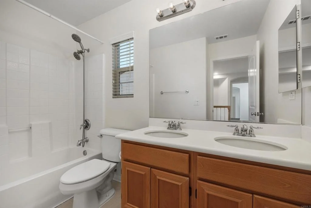 Photo of 1494 Mosaic Glen