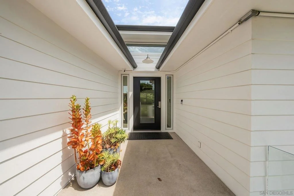 Photo of 5431 Candlelight Drive
