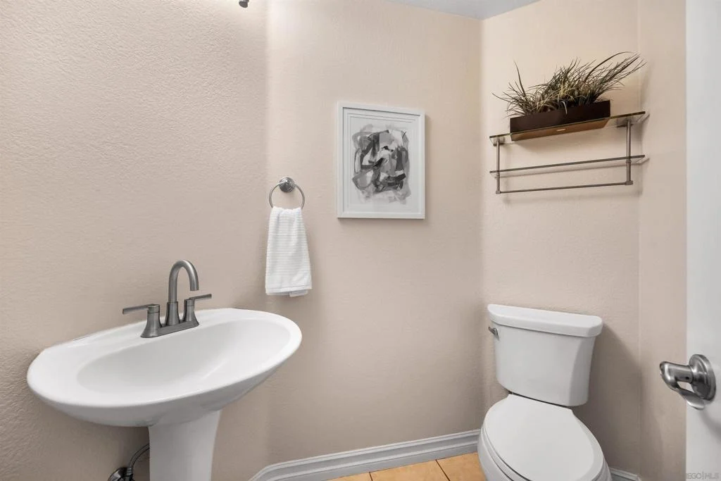 Photo of 1305 CALLE GOYA