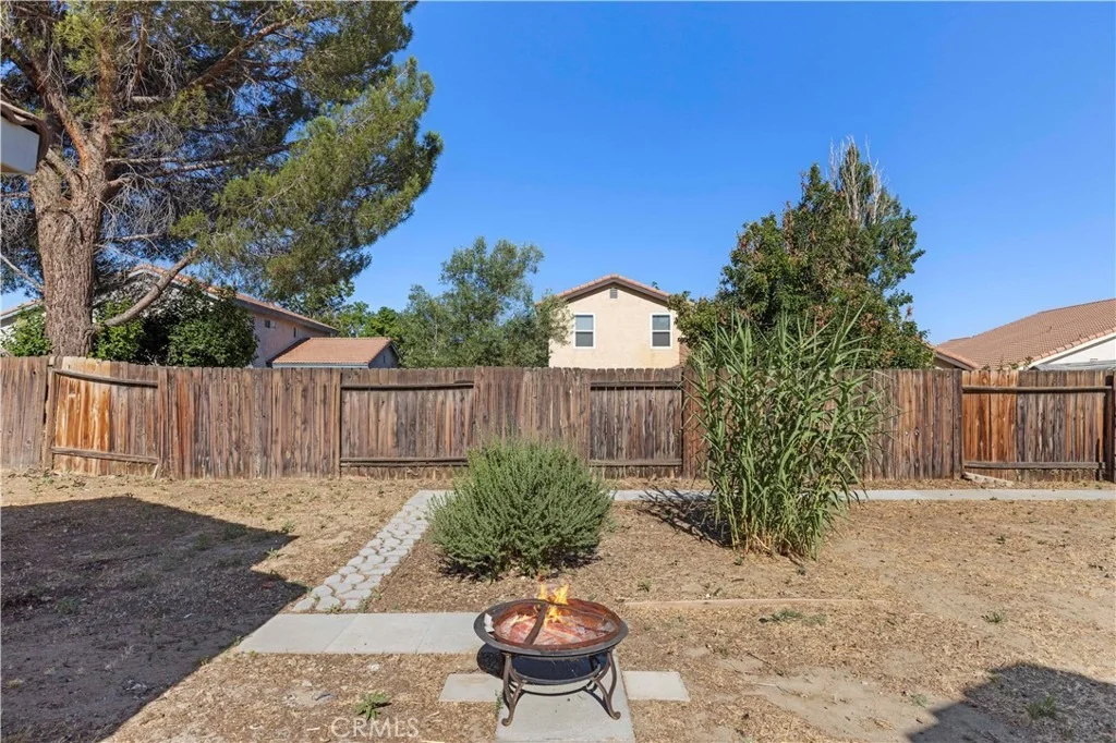 Photo of 44111 Acacia Street