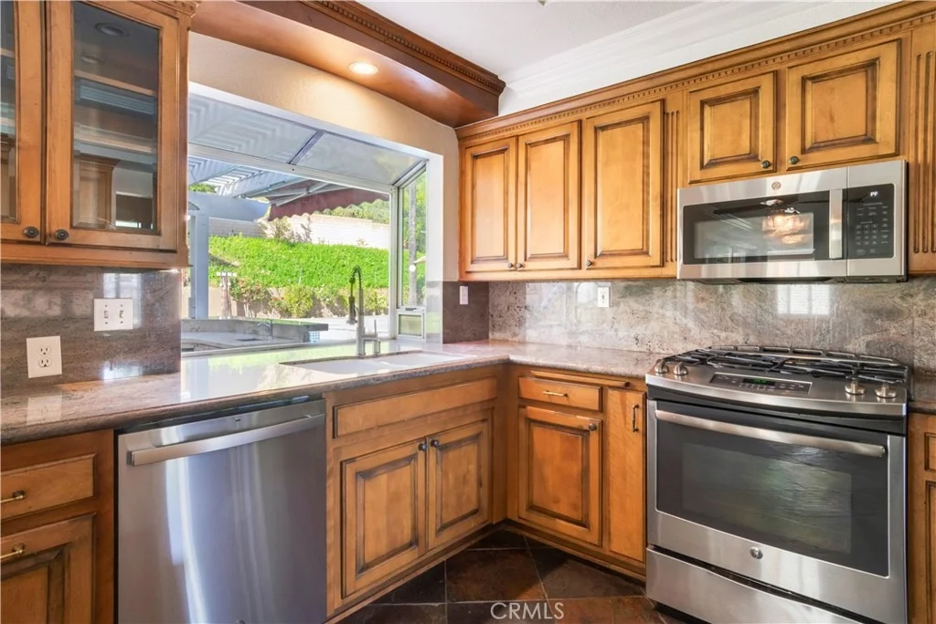 Photo of 28340 Pino