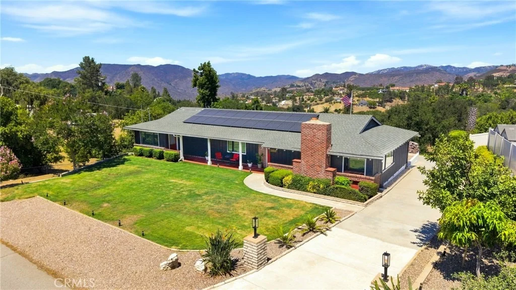 Photo of 1019 Riverview Drive