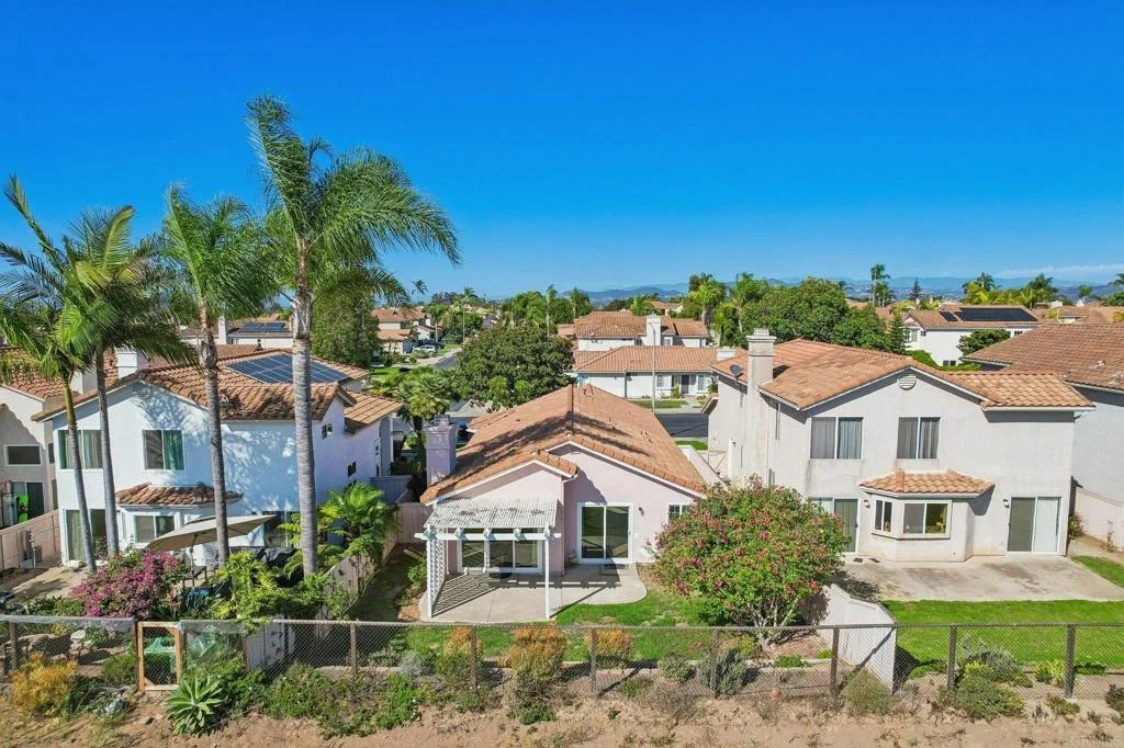 Photo of 2124 Redwood Crst