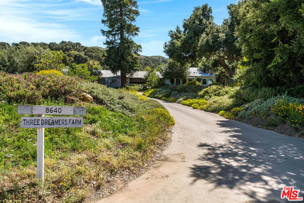 Photo of 8630 Santa Rosa Road