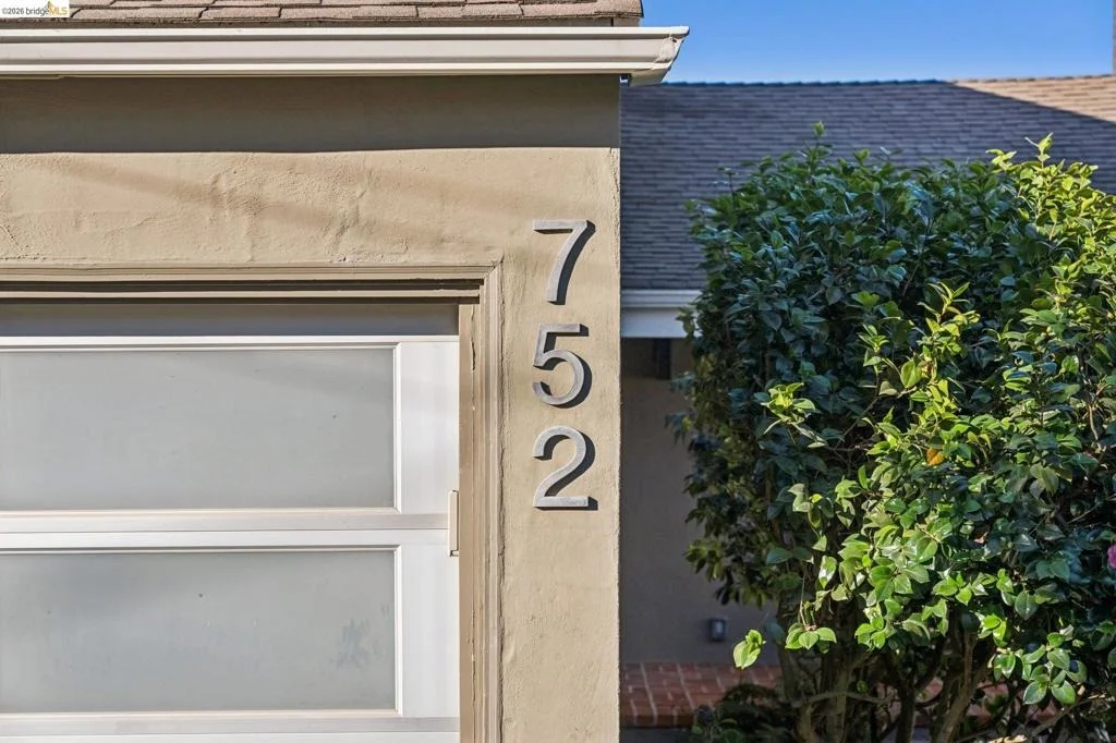 Photo of 752 Grizzly Peak Blvd