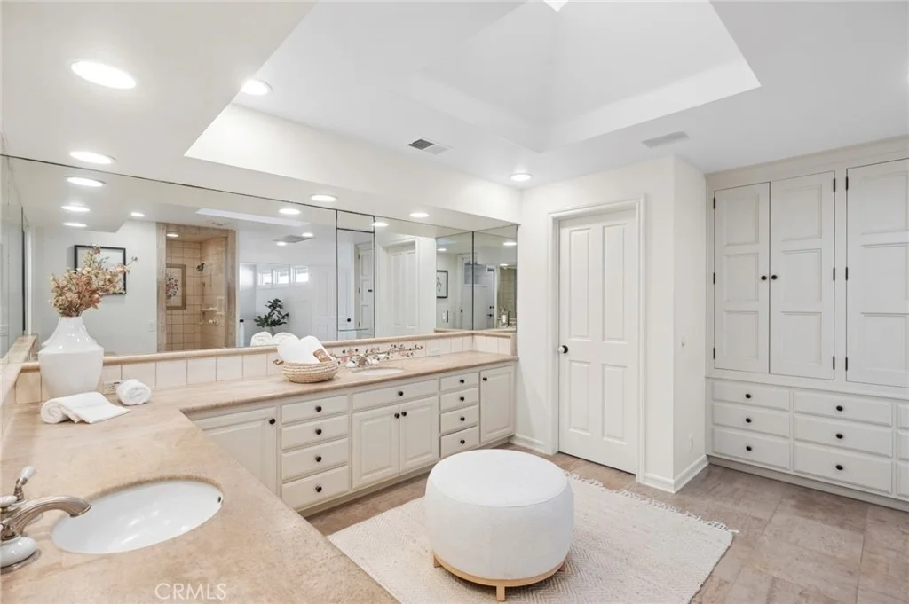 Photo of 701 Kings Road