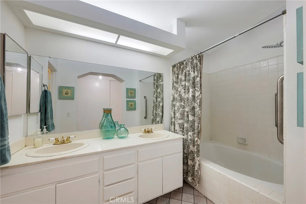 Photo of 2702 S George
