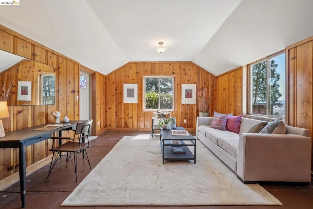 Photo of 98 Fairlawn Dr