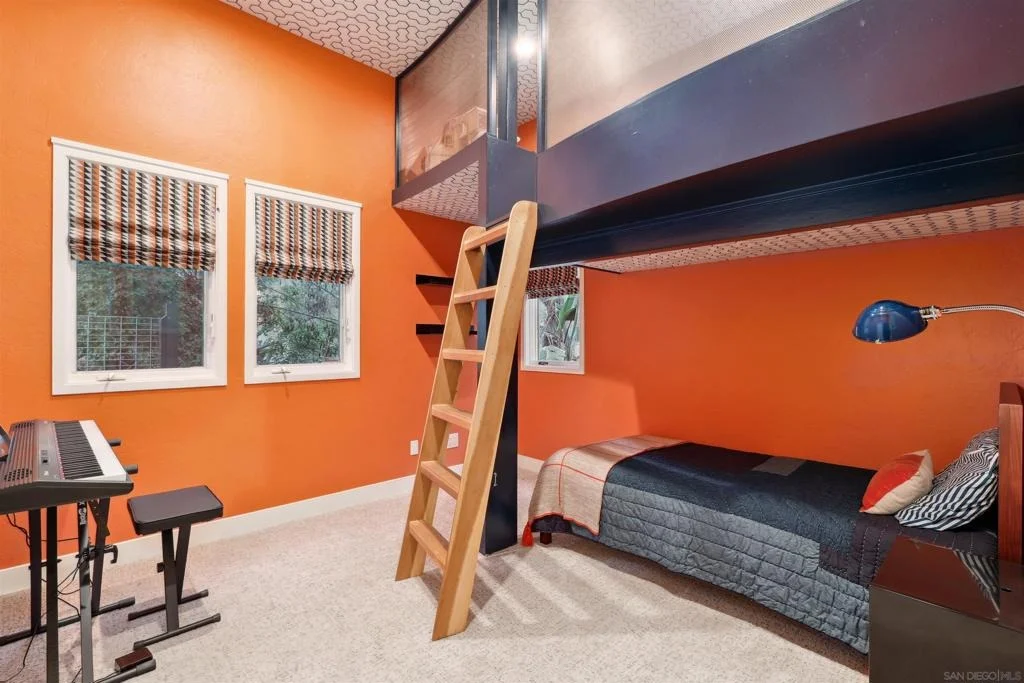 Photo of 4525 27 Conrad Drive