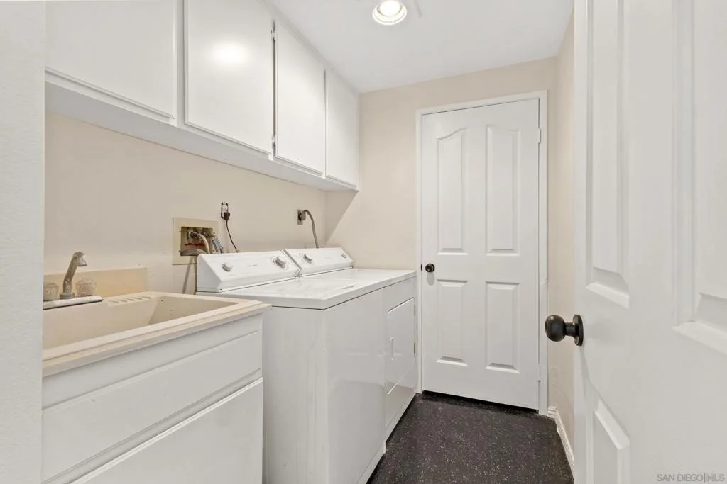 Photo of 1892 White Birch Dr