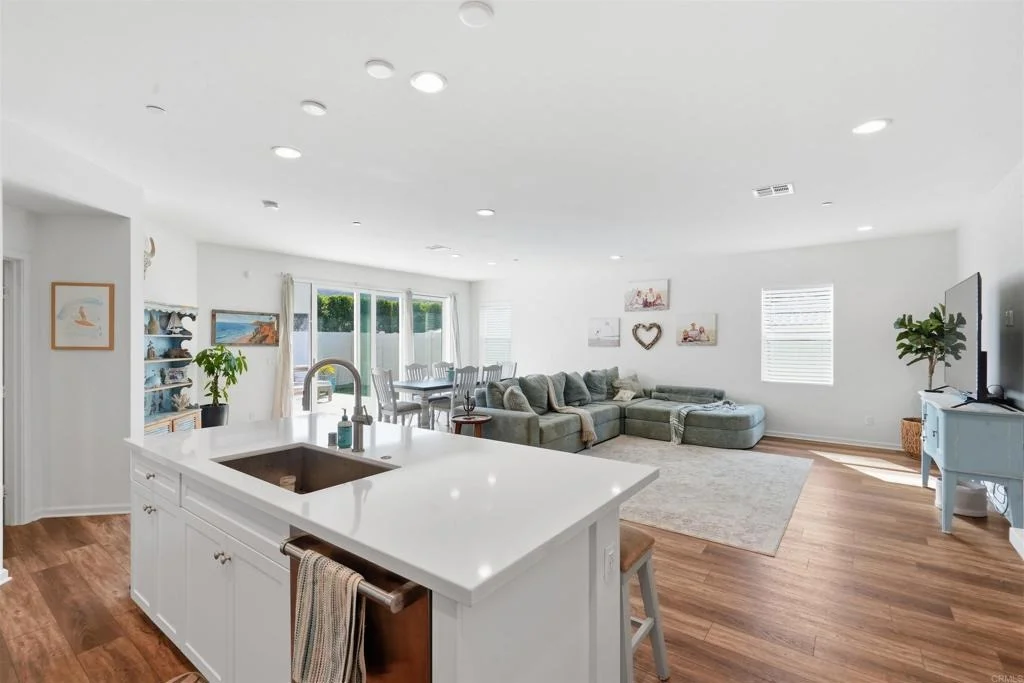 Photo of 1354 Topanga