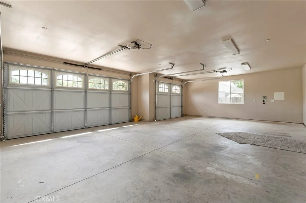 Photo of 9603 Midway