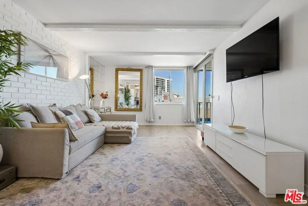 Photo of Unit 310 at 1140 E Ocean Boulevard