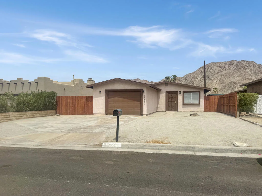 Photo of 54850 Avenida Juarez