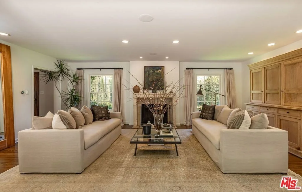 Photo of 2601 Outpost Drive