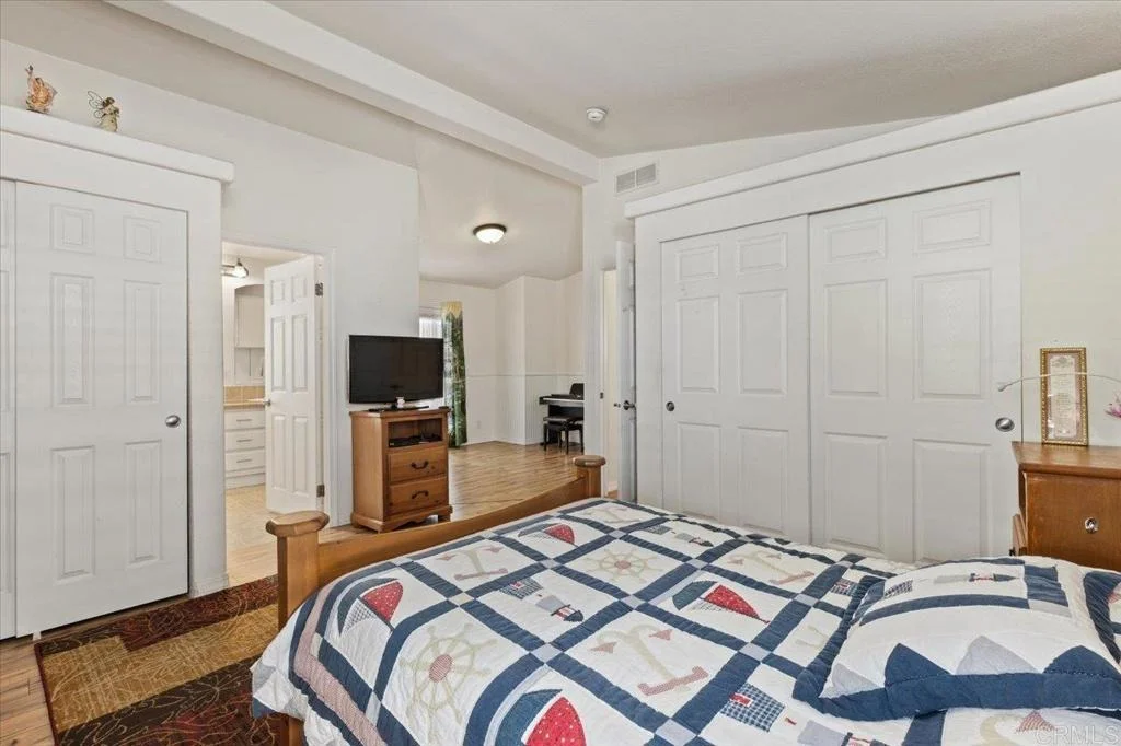 Photo of 176 Flicker Lane