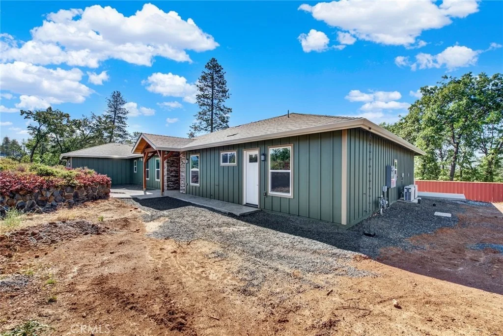Photo of 1690 BEND LANE