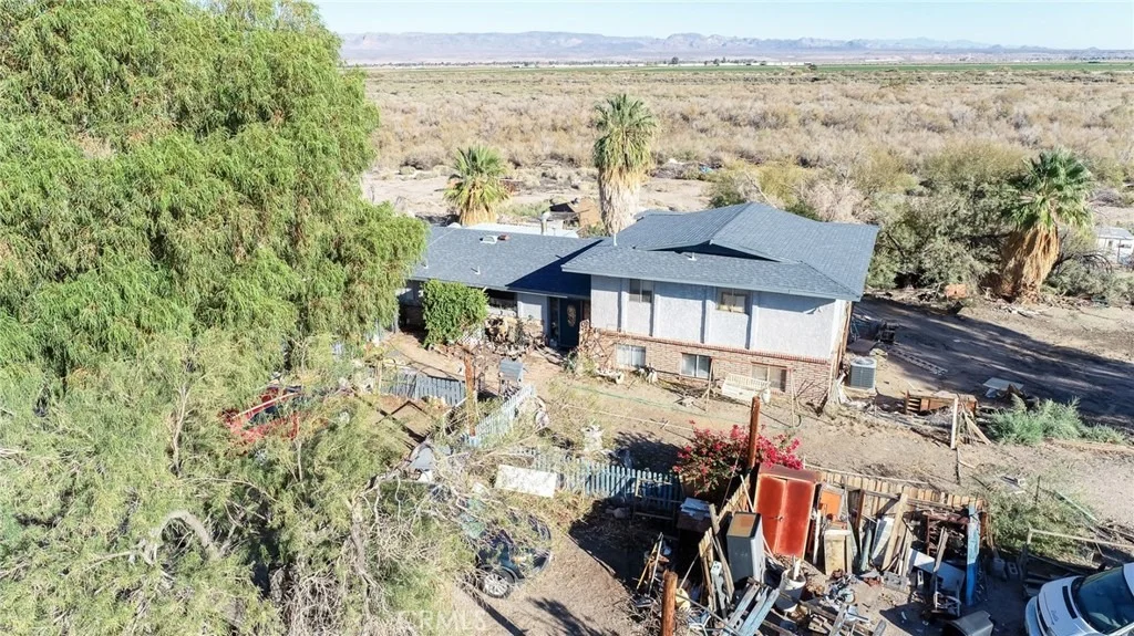 Photo of 1415 Tamarack Lane