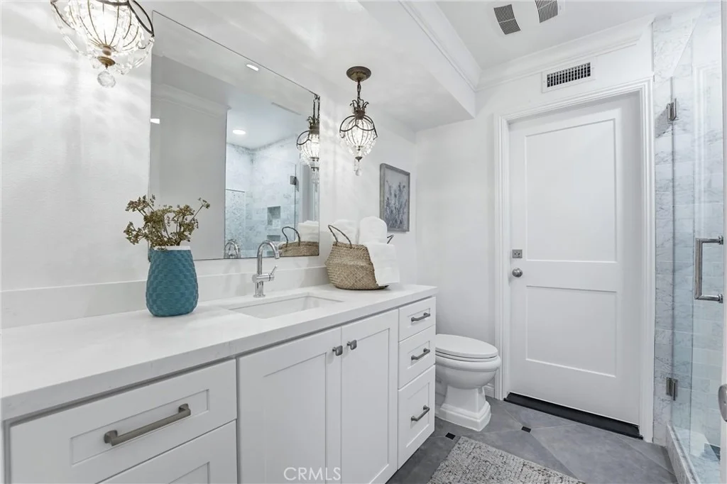 Photo of 26635 Saddleback