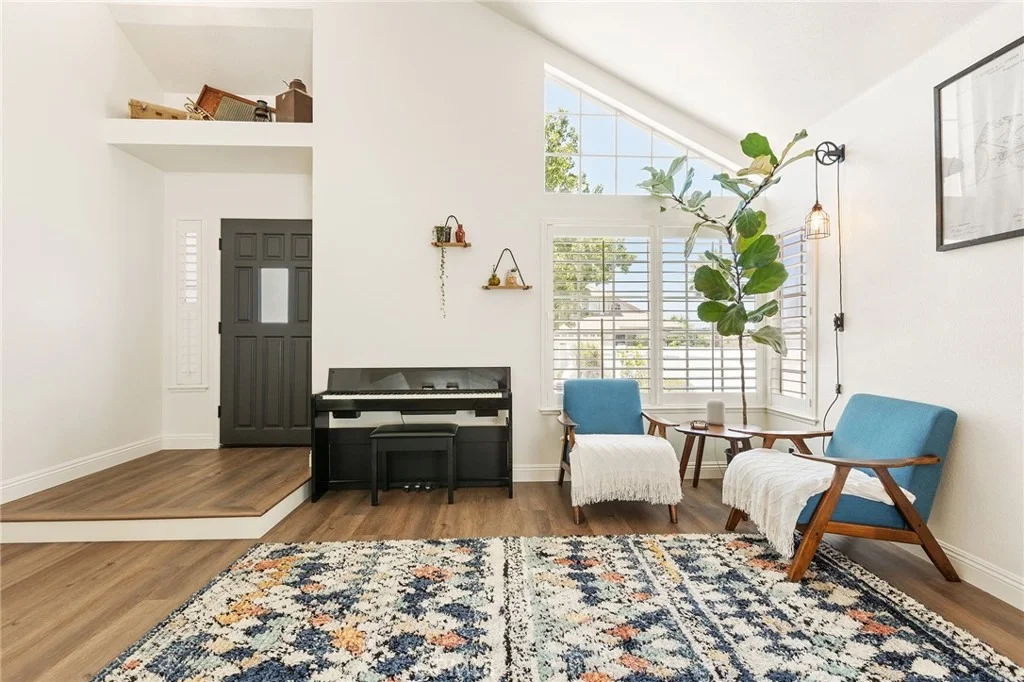 Photo of 387 Glacier Circle