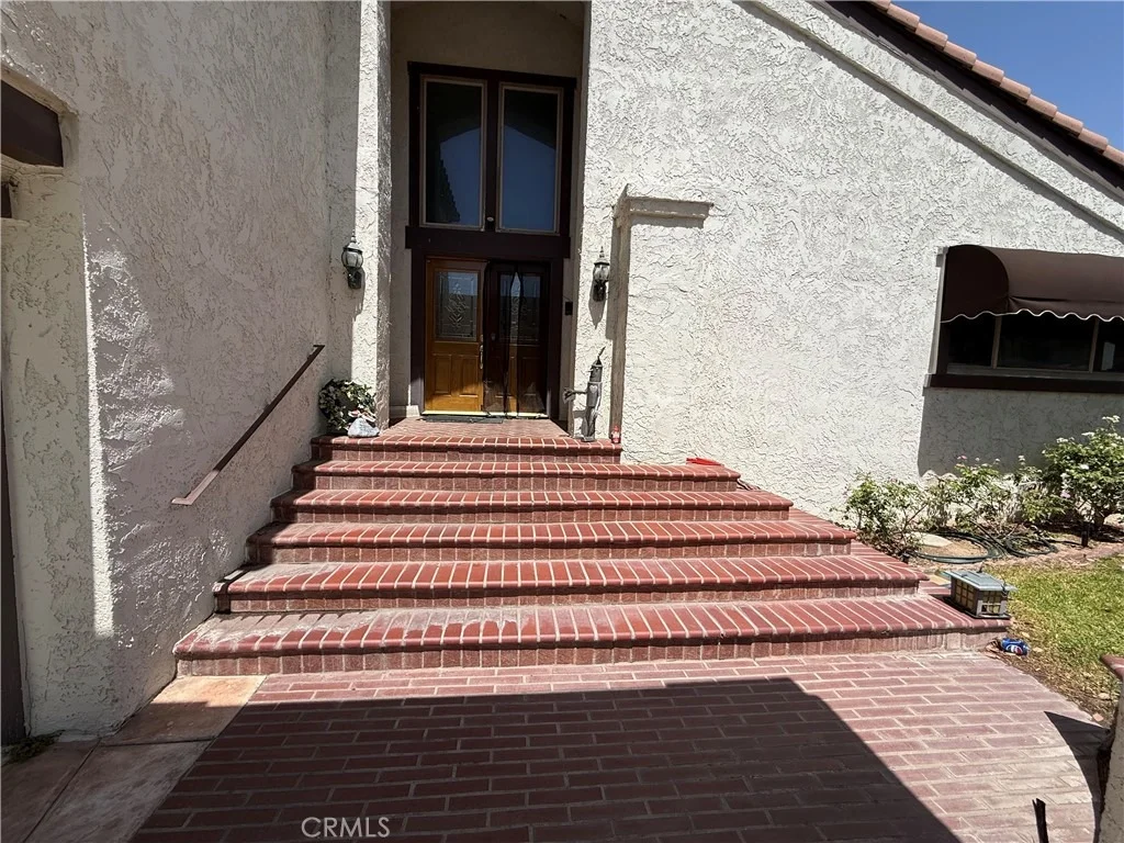 Photo of 20370 Lakeridge