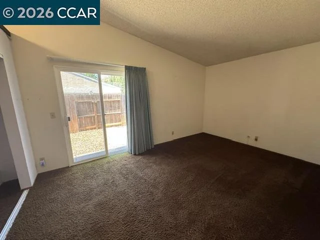 Photo of 1827 Alamo Dr