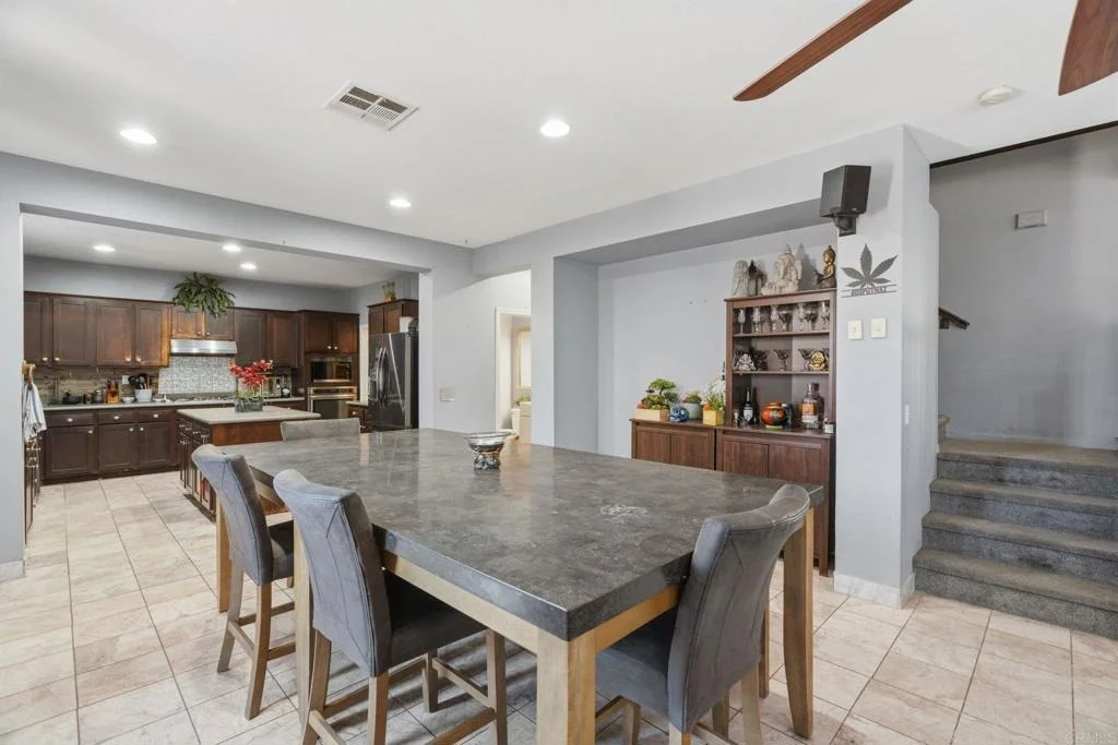 Photo of 978 Cornflower Drive