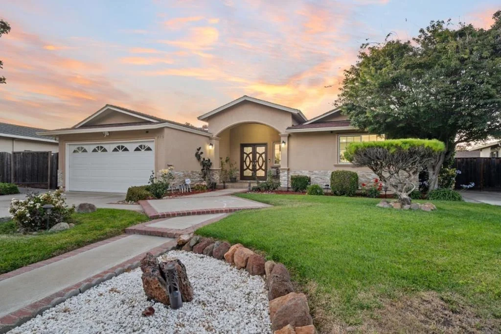 Photo of 689 Springwood Drive