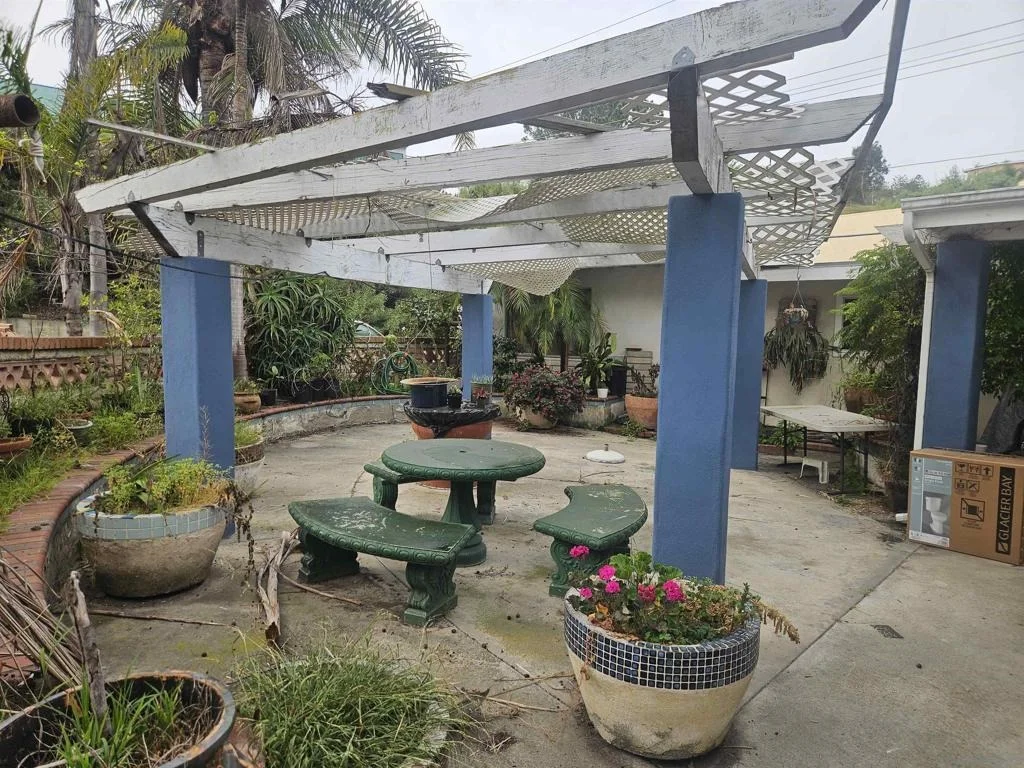 Photo of 935 Encinitas Blvd