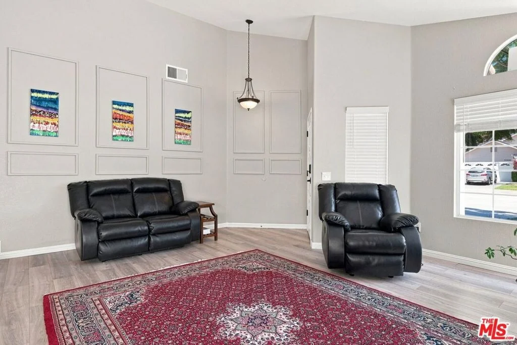 Photo of 24529 Ridgewood Drive
