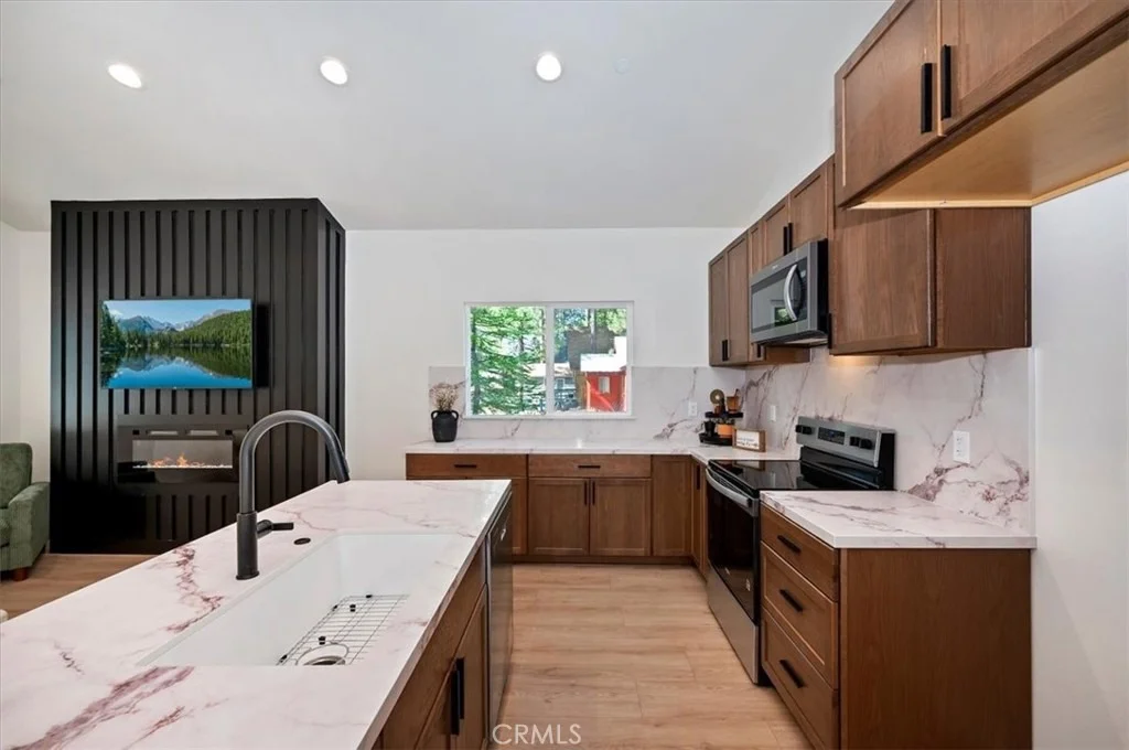 Photo of 40166 Esterly Lane