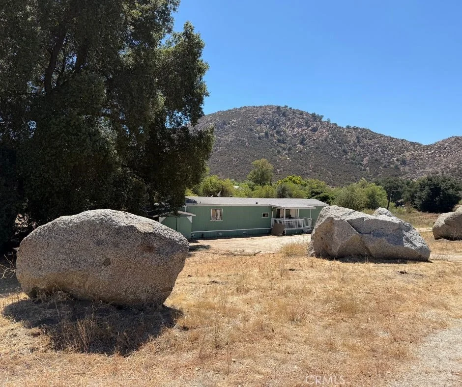 Photo of 37525 E Benton Road