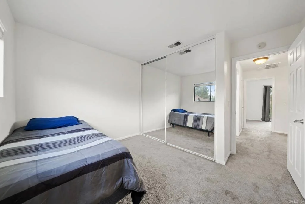 Photo of Unit C at 2636 Alpine Boulevard
