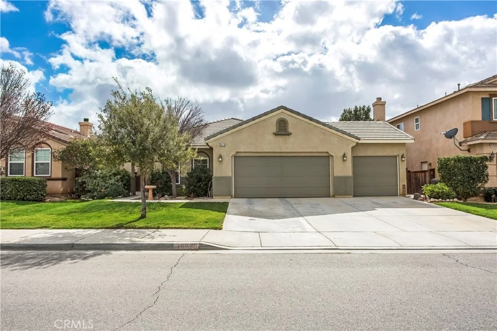 Photo of 30075 Hardrock Drive