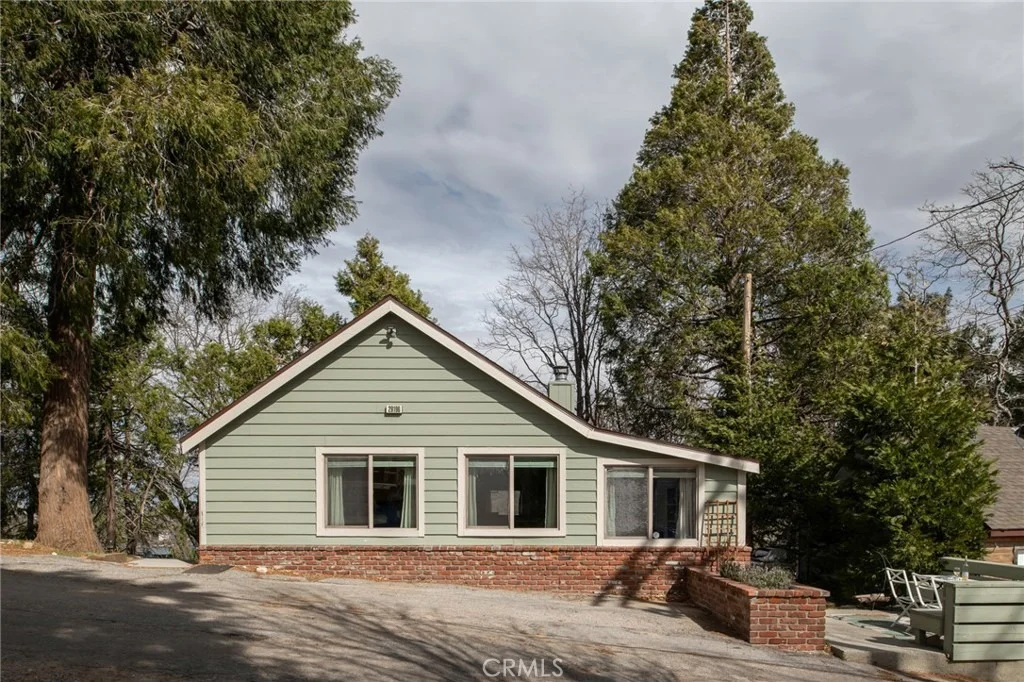 Photo of 29196 Lake Brook Avenue