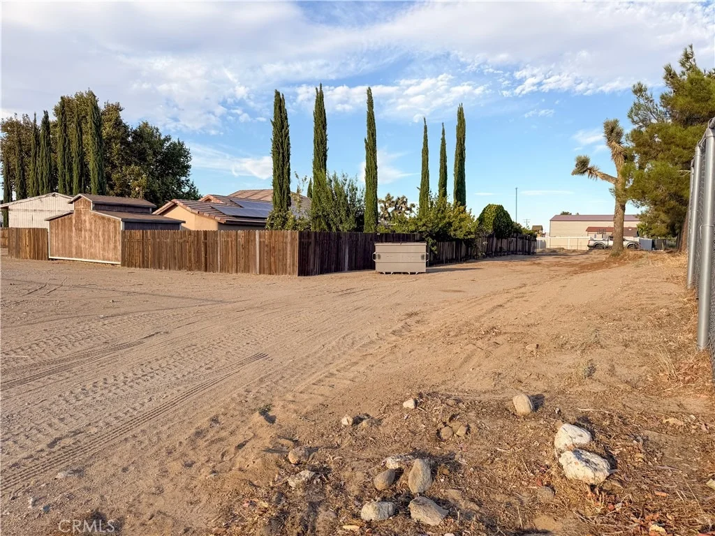 Photo of 10011 Solano